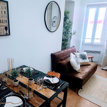 7 Couchages Aux Portes Des Celebres Parfumeries Wifi กราส ภายนอก รูปภาพ