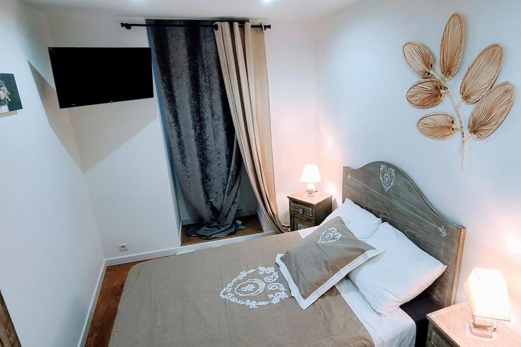 7 Couchages Aux Portes Des Celebres Parfumeries Wifi กราส ภายนอก รูปภาพ
