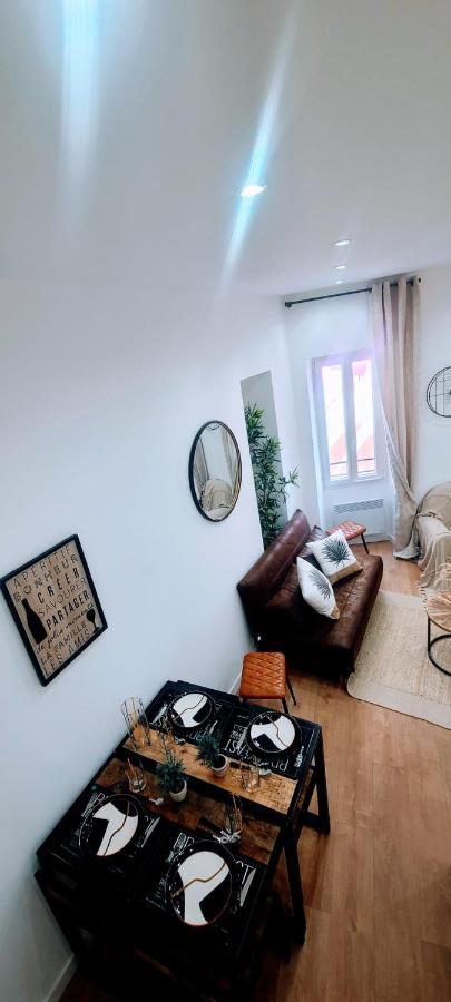 7 Couchages Aux Portes Des Celebres Parfumeries Wifi กราส ภายนอก รูปภาพ