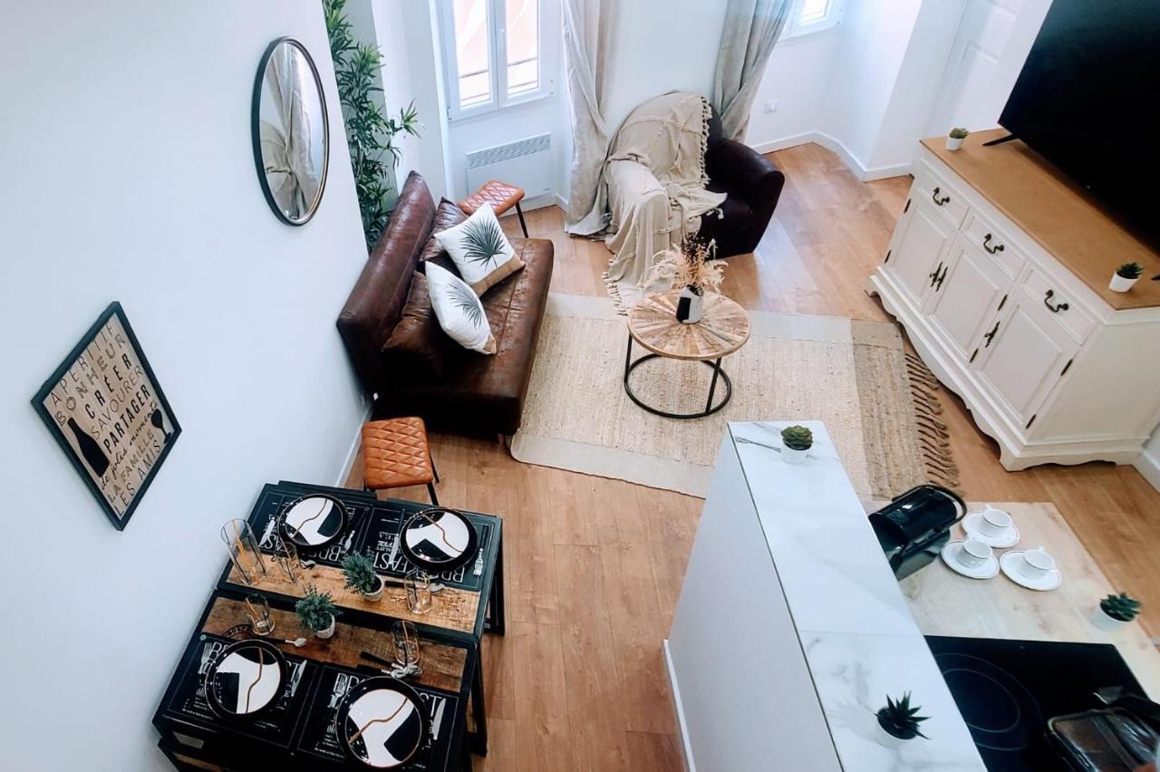 7 Couchages Aux Portes Des Celebres Parfumeries Wifi กราส ภายนอก รูปภาพ